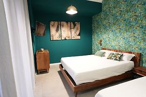 Ross Family Suites