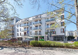 Imperial Apartments - Aquarius VI