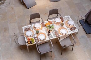 Cortile Moderno Apartment