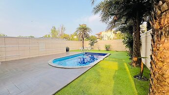 Ashford 4 BHK With Pvt Pool By Stellar Stays