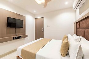 HOTEL METROMAX