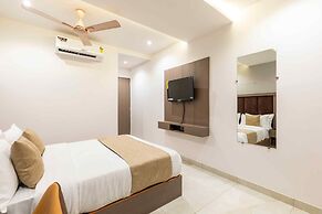 HOTEL METROMAX