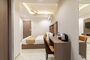 HOTEL METROMAX
