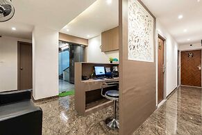 HOTEL METROMAX