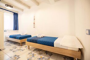Etoiles Guest House
