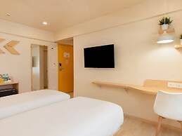 Bloom Hotel Balewadi