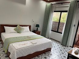 Tam Coc Happy Day Bungalow
