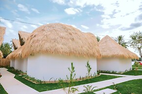 SEA SAND RESORT