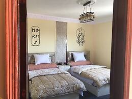 sneferu pyramids inn