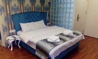 By Historyal Hotel Due