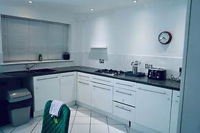 Cozy Gillingham Hideaway With 2 Bedrooms