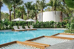 Kimpton Aqeos Hainan by IHG