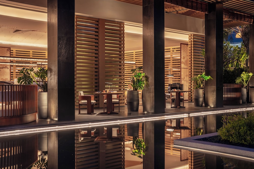 Kimpton Aqeos Hainan by IHG