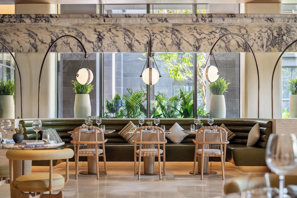Kimpton Aqeos Hainan by IHG