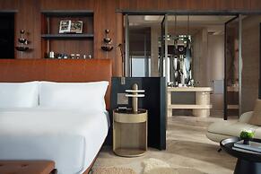 Kimpton Aqeos Hainan by IHG