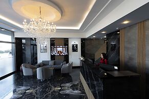 Restway Hotel