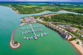 Luxuriose Ferienwohnung am Stormthaler See