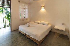 Hidden Port Vhouse