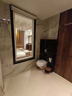 RR HOTEL BY SONACHI