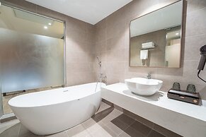 The Skye Phnom Penh Hotel & Apartments