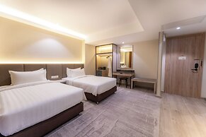 The Skye Phnom Penh Hotel & Apartments