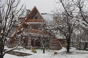 Mandawara - Shri Orchard House