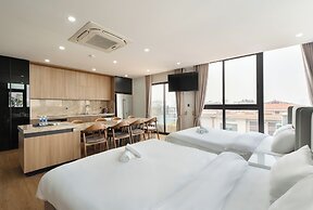 Moonlit Suites Hotel