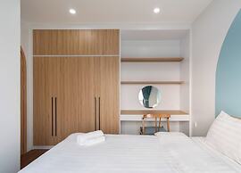 Moonlit Suites Hotel