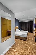 CONGRESS Hotel