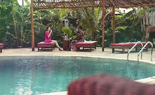 Yasa Boutique Hotel