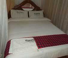 Kaputiei Safariland Hotel