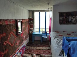 Dede Sebo Camping