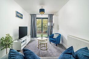 3 Bed- Full Balcony - Closetoo2 & Excel
