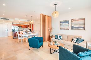 Apartment w Pool and Ocean View in Punta Palmera