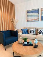 Apartment w Pool and Ocean View in Punta Palmera