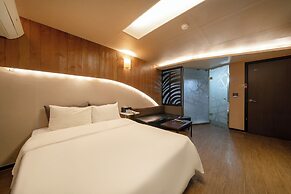 Suwon Lime Hotel