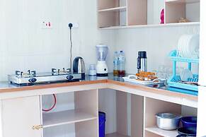 L &j modern backpackers BnB