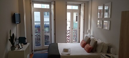 Bellu Studios & Suites