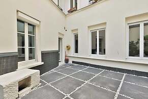 Elegant Stay Steps From Jardin du Luxembourg