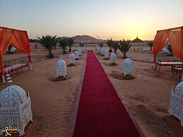 Adrar Luxury Camp