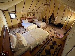 Adrar Luxury Camp
