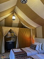 Adrar Luxury Camp