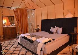 Adrar Luxury Camp