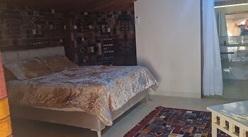 Hotel Pansy