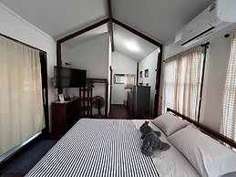 Monkey Cottage