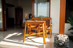 Kaki Uma Villa