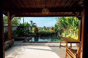 Kaki Uma Villa