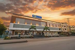 Fabhotel Srs Grand