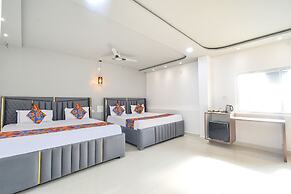 Fabhotel Srs Grand