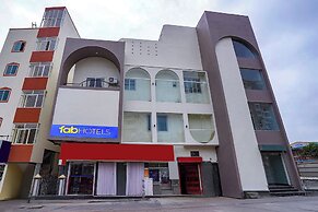Fabhotel Memories Inn